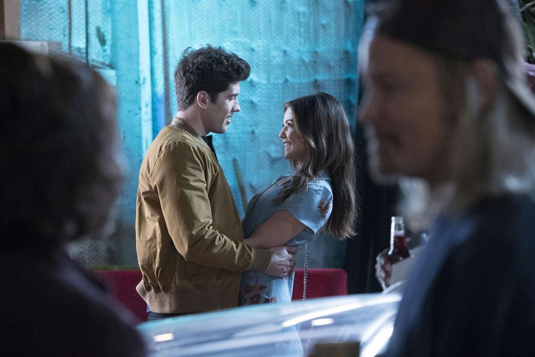 Famous In Love : Photo Carter Jenkins, Danielle Campbell