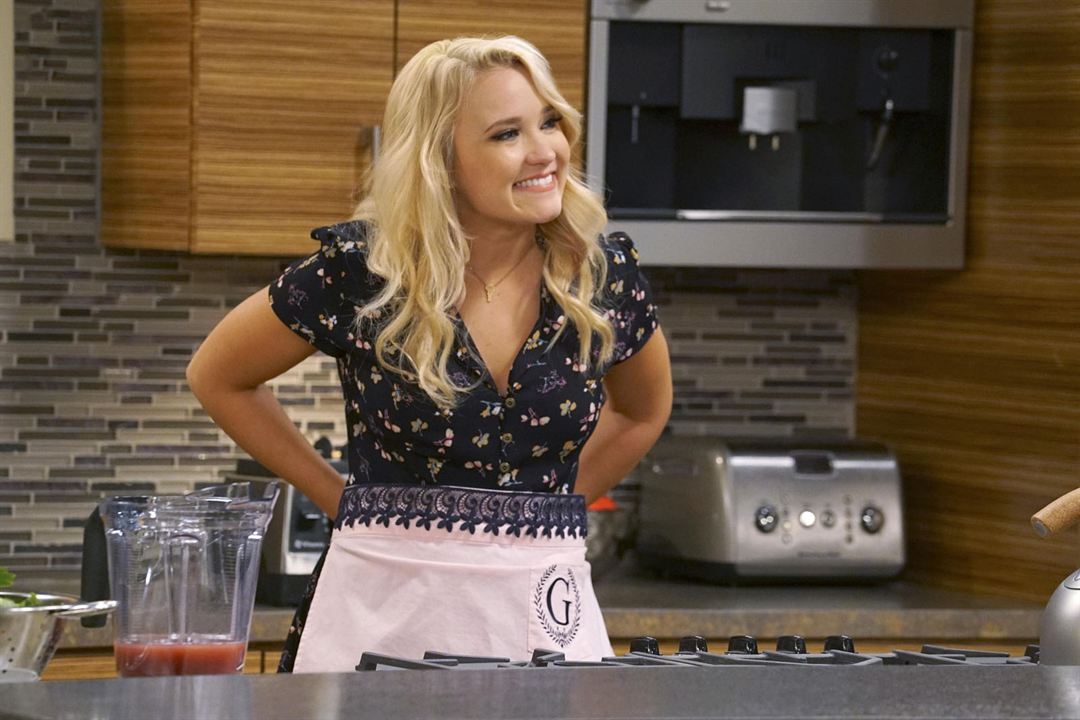 Young & Hungry : Photo Emily Osment