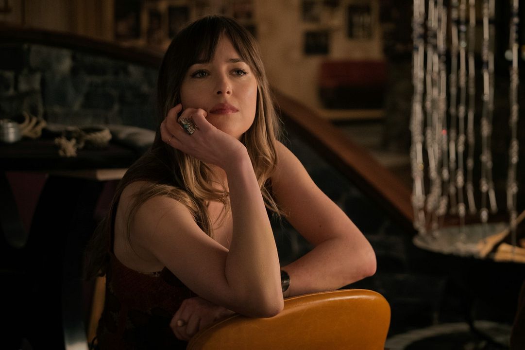 Sale temps à l'hôtel El Royale : Photo Dakota Johnson