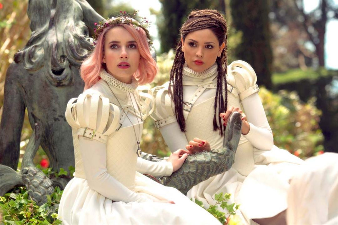 Paradise Hills : Photo Emma Roberts, Eiza Gonzalez