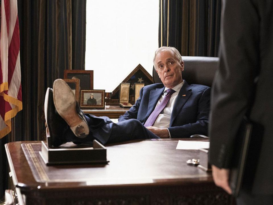 Madam Secretary : Photo Keith Carradine