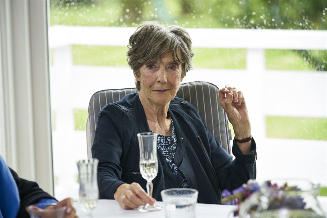 Nothing Like a Dame : Photo Eileen Atkins