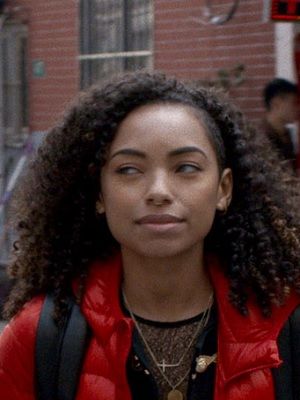 Affiche Logan Browning