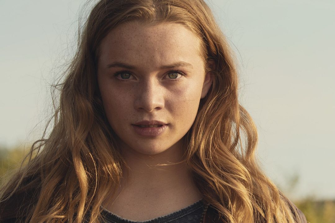 Close to the horizon : Photo Luna Wedler