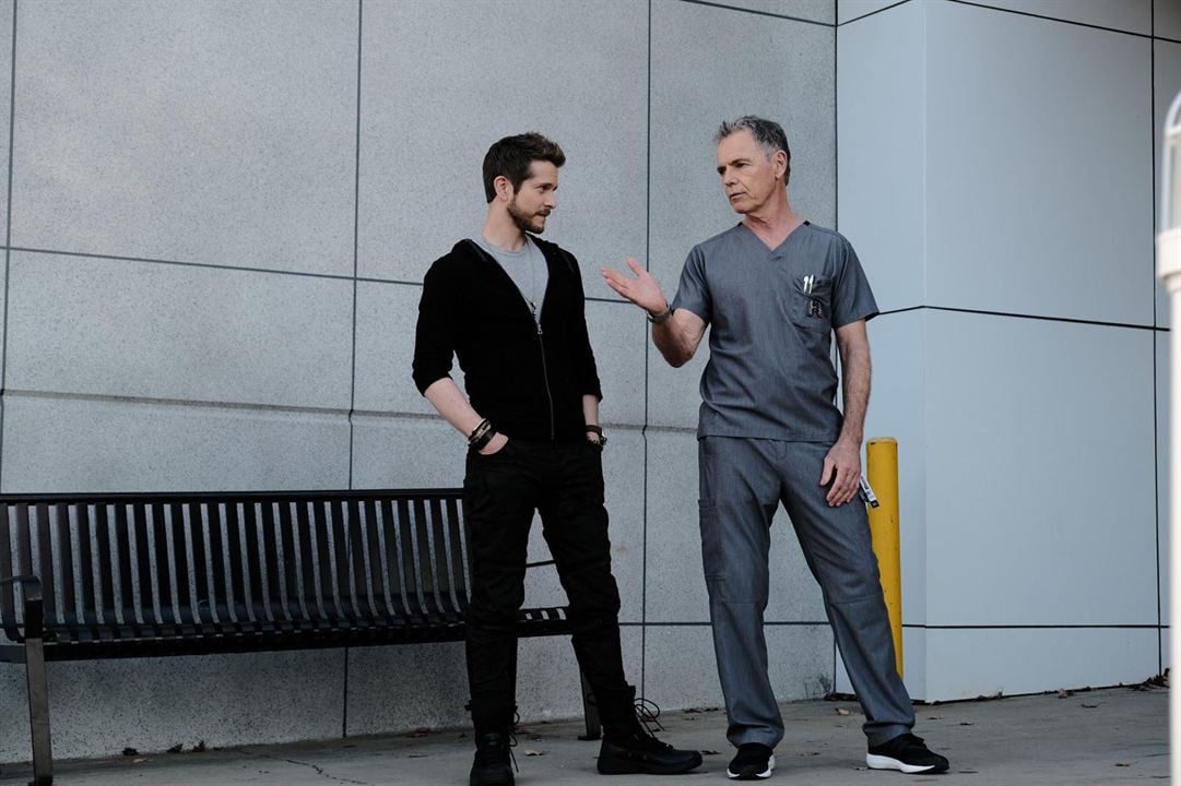 The Resident : Photo Matt Czuchry, Bruce Greenwood