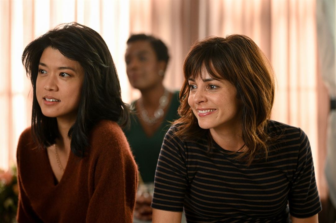 A Million Little Things : Photo Grace Park, Stephanie Szostak