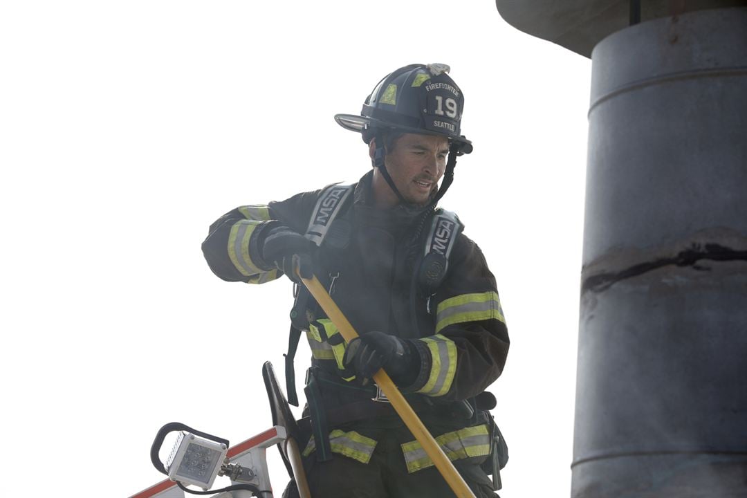 Grey's Anatomy : Station 19 : Photo Jay Hayden