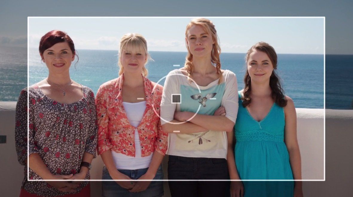 Poster saison 1 - Affiche 27 sur 51 - AlloCiné