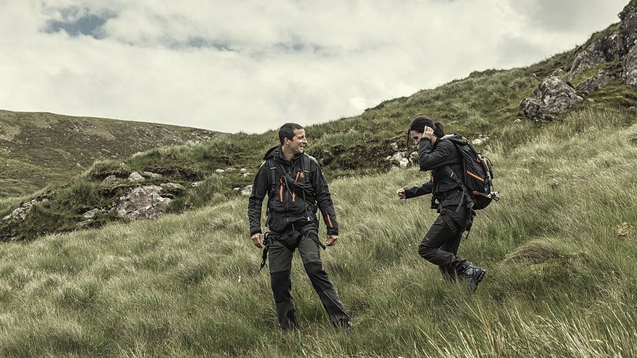 En pleine nature avec Bear Grylls : Affiche