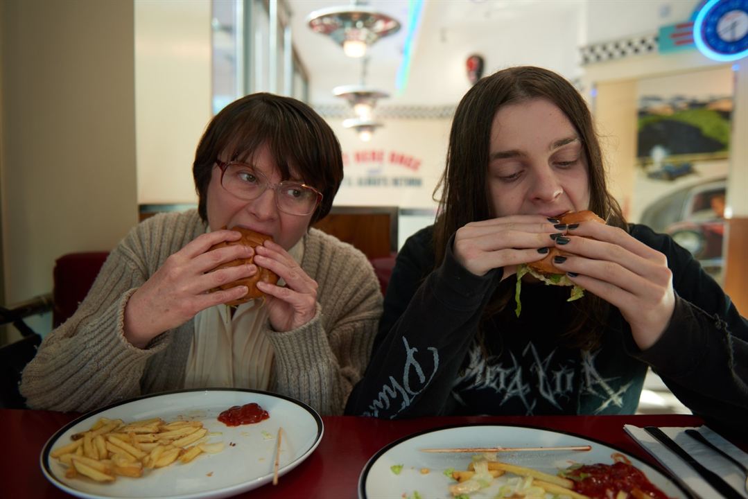 Days of the Bagnold Summer : Photo Earl Cave, Monica Dolan