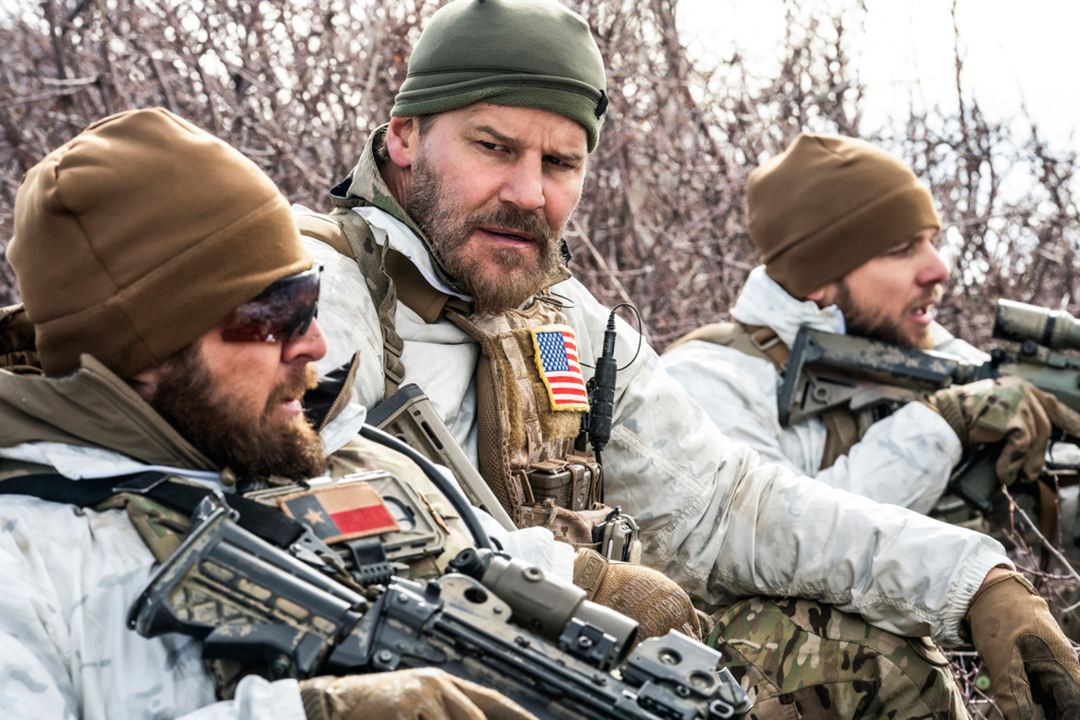 SEAL Team : Photo Max Thieriot, David Boreanaz, A.J. Buckley