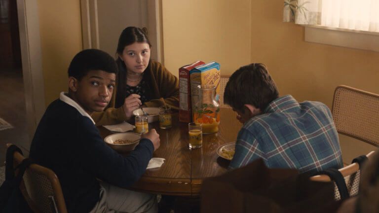 This is Us : Photo Lonnie Chavis, Mackenzie Hancsicsak, Parker Bates