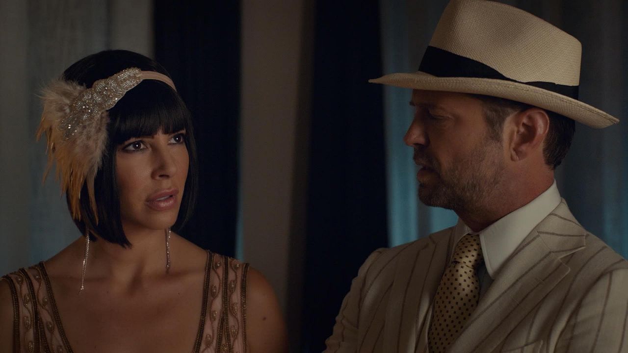 Private Eyes : Affiche