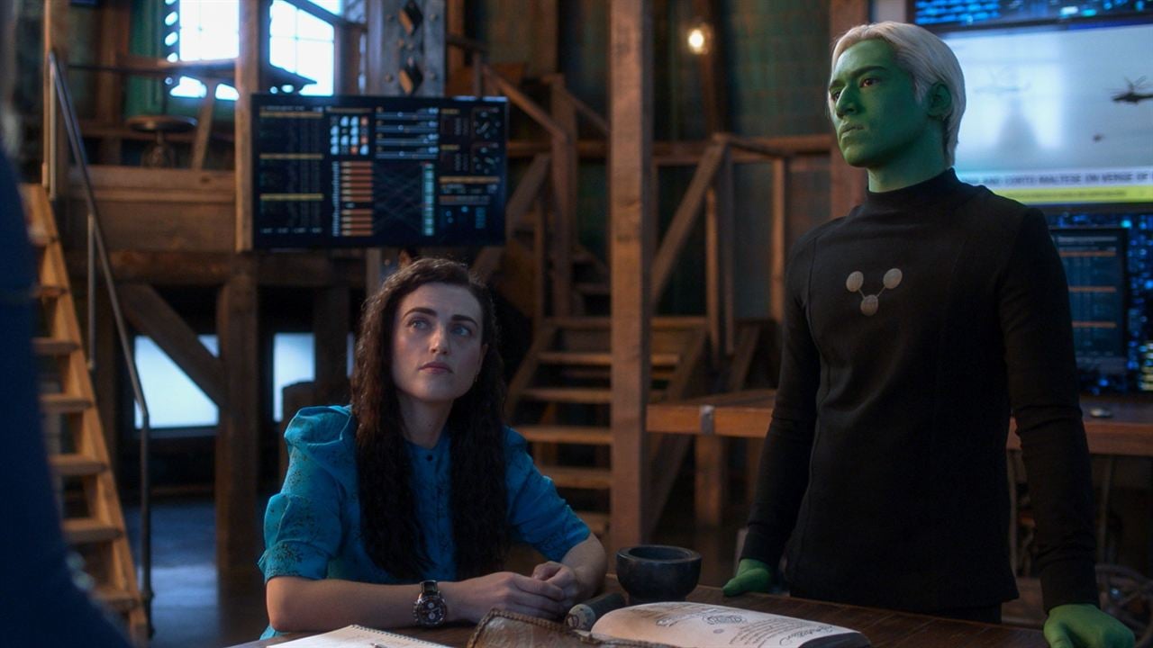 Supergirl : Photo Katie McGrath, Jesse Rath