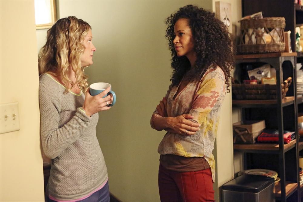 The Fosters : Photo Sherri Saum, Teri Polo