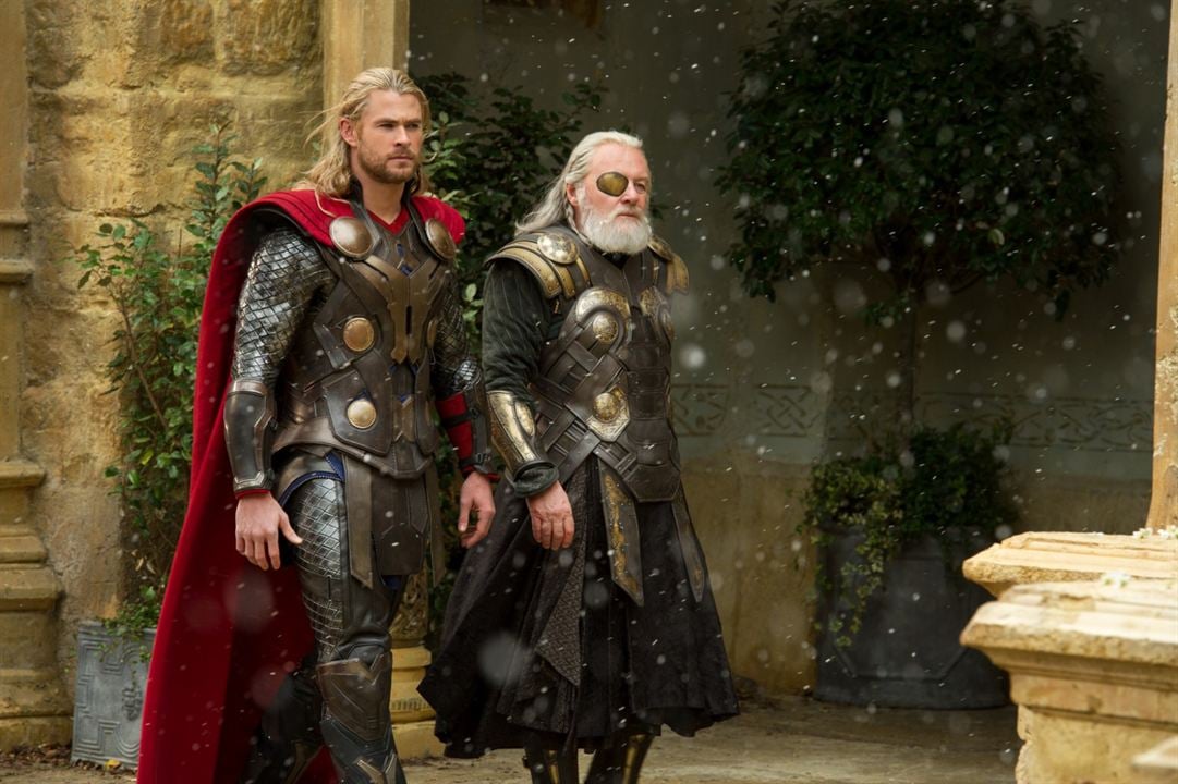 Thor : Le Monde des ténèbres : Photo Chris Hemsworth, Anthony Hopkins