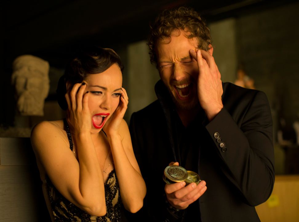 Lost Girl : Photo Ksenia Solo, Kris Holden-Ried