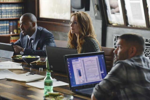 Scandal : Photo Columbus Short, Darby Stanchfield