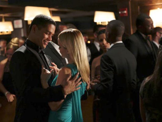 Chicago Fire : Photo Mena Suvari, Charlie Barnett