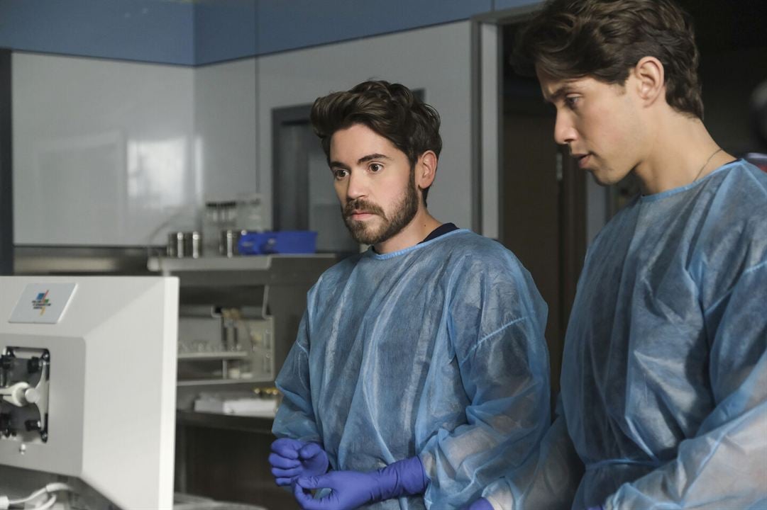 Good Doctor : Photo Brandon Larracuente, Noah Galvin