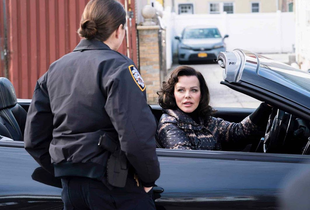 East New York : Photo Debi Mazar, Olivia Luccardi