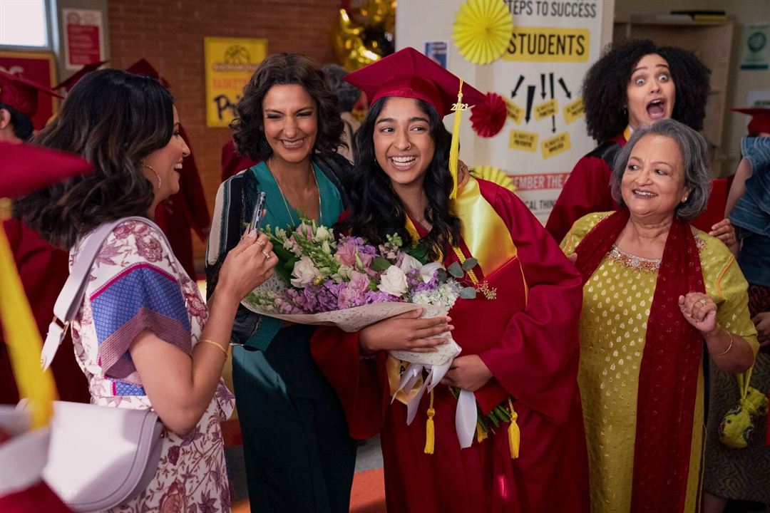 Photo Lee Rodríguez, Poorna Jagannathan, Maitreyi Ramakrishnan, Richa Moorjani, Ranjita Chakravarty