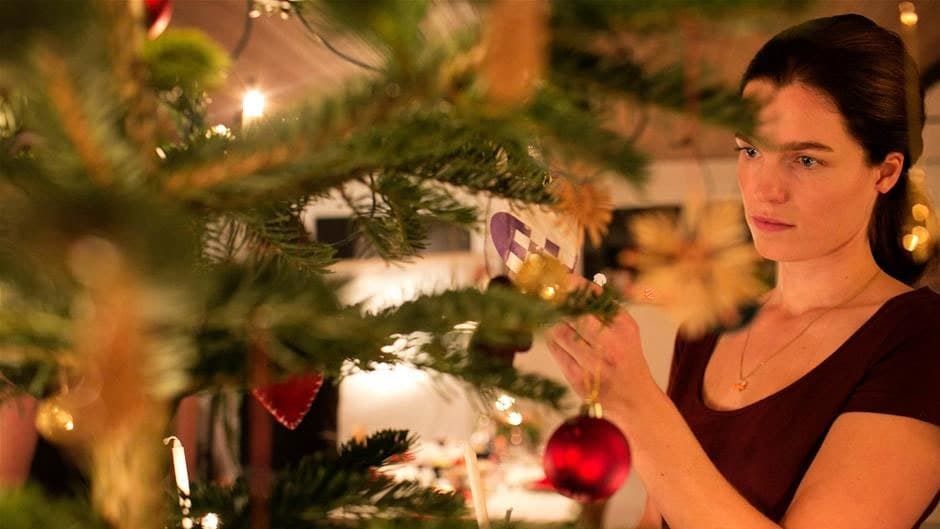 Poster Les Héritiers saison 1 - Affiche 18 sur 27 - AlloCiné