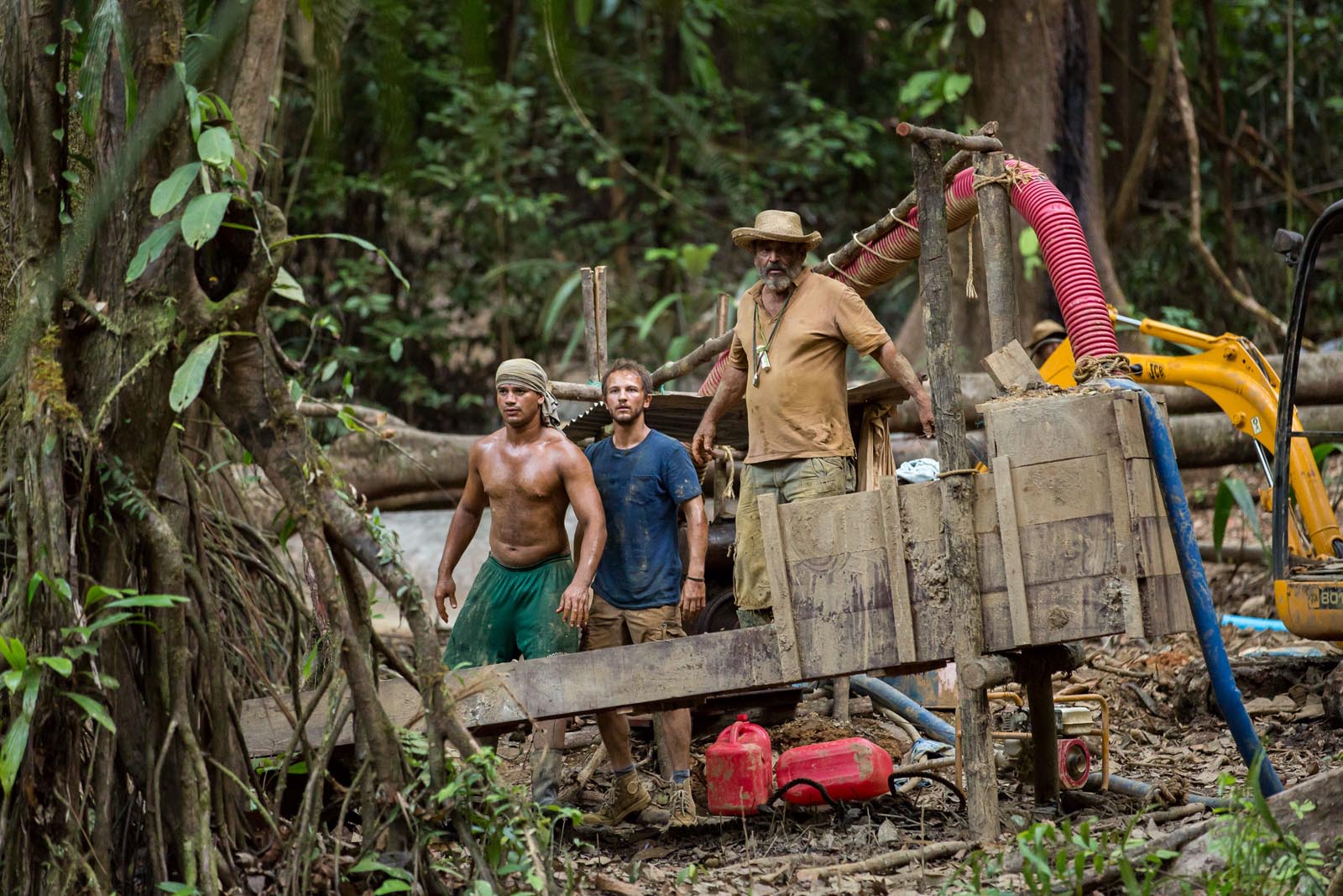 Scene de la serie Guyane Saison 2 Episode 8