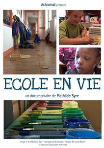 Affiche du film Ecole en vie