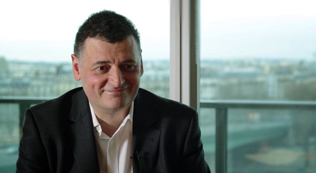 "Skins", "Foudre" et "Coeur Océan" annulées  ;  Les dates de retour de "Dexter" et "Homeland"  ;  Le dernier épisode de "Desperate Housewives" ?  ;  La bande; annonce de la saison 2 de "The Killing (US)"  ;  Projets en série : David Cronenberg, un spin; off pour "Primeval", etc.  ;  Castings : Sigourney Weaver, Chad Michael Murray  ;  On répond à vos questions : "Les Piliers de la Terre", "Teen Wolf"  ;  Le retour de "South Park" en images  ;  Notre rencontre avec Steven Moffat, le co; créateur de "Sherlock"  ;  Les stars se mobilisent contre le spoiler.