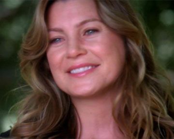 Extrait de la saison 6, épisode 1 - "Good Mourning" - Lors de l'enterrement de George, mort tragiquement quelques jours plus tôt, Izzie ne peut contenir un fou rire qui se propage à toute la bande tant la situation dans laquelle ils se retrouvent tous est absurde.