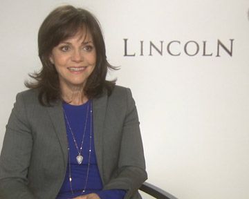 Sally Field revient sur "Lincoln" et quelques moments importants de sa carrière...