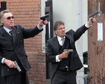 Les Derniers affranchis Trailer