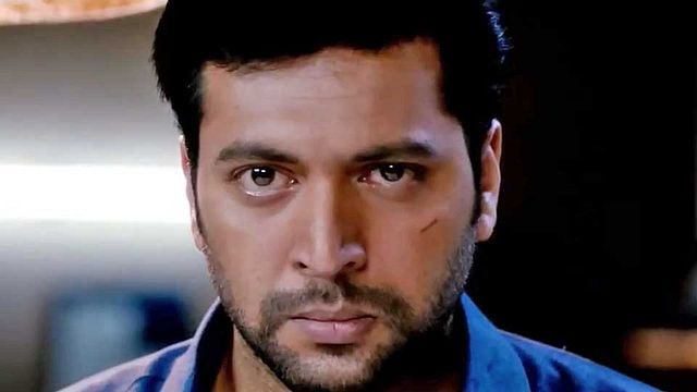 Nimirndhu Nil Bande-annonce