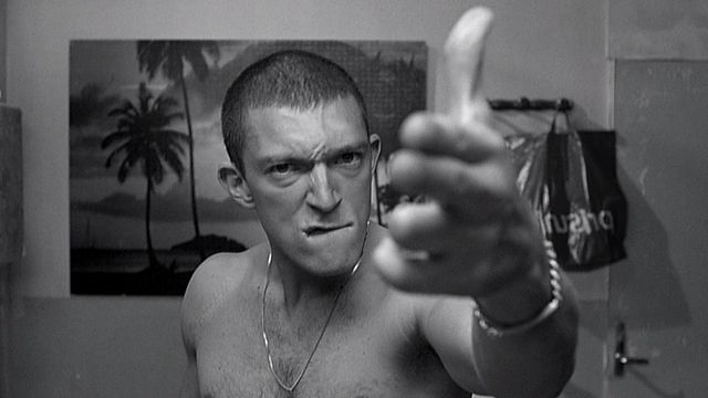 "Argh ! C’est qui ce type dans la glace ??&nbsp;Mais… c’est toi…"