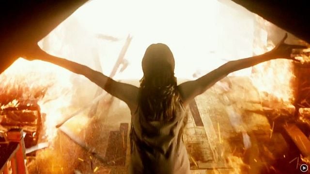 Les Dossiers secrets du Vatican Trailer