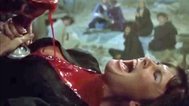 Et si Peter Cushing,&nbsp;Michael Coles et&nbsp;Christopher Lee étaient réunis, le temps d'une série télé inspirée des films de la Hammer ? Sur la chaîne YouTube Neon Harbor, c'est possible !