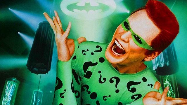 "Mais qu'est-ce qui lui prend à celui-là ? Ben rien, c'est Jim Carrey quoi..." 
