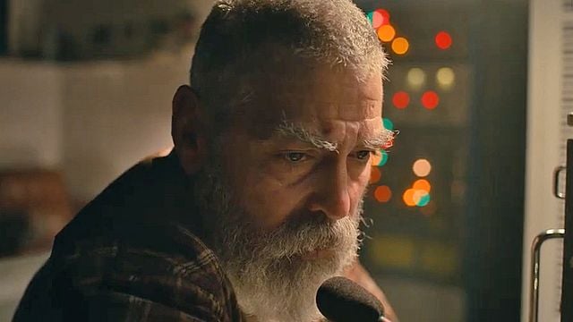 Sermons De Minuit Bande Annonce Minuit dans l'univers sur Netflix : que pense la presse du nouveau film