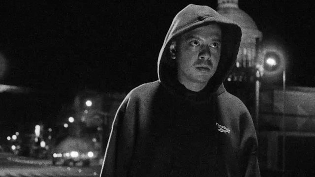 Quand les vagues se retirent Trailer