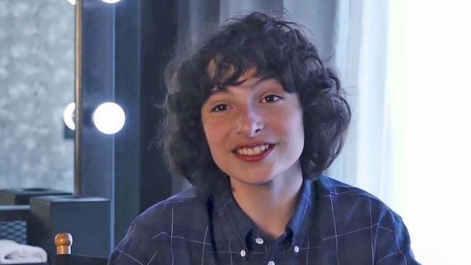 Stranger Things Saison 4 Streaming Vo Stranger Things - saison 2 BONUS VO "Le bisou" - Making of Stranger