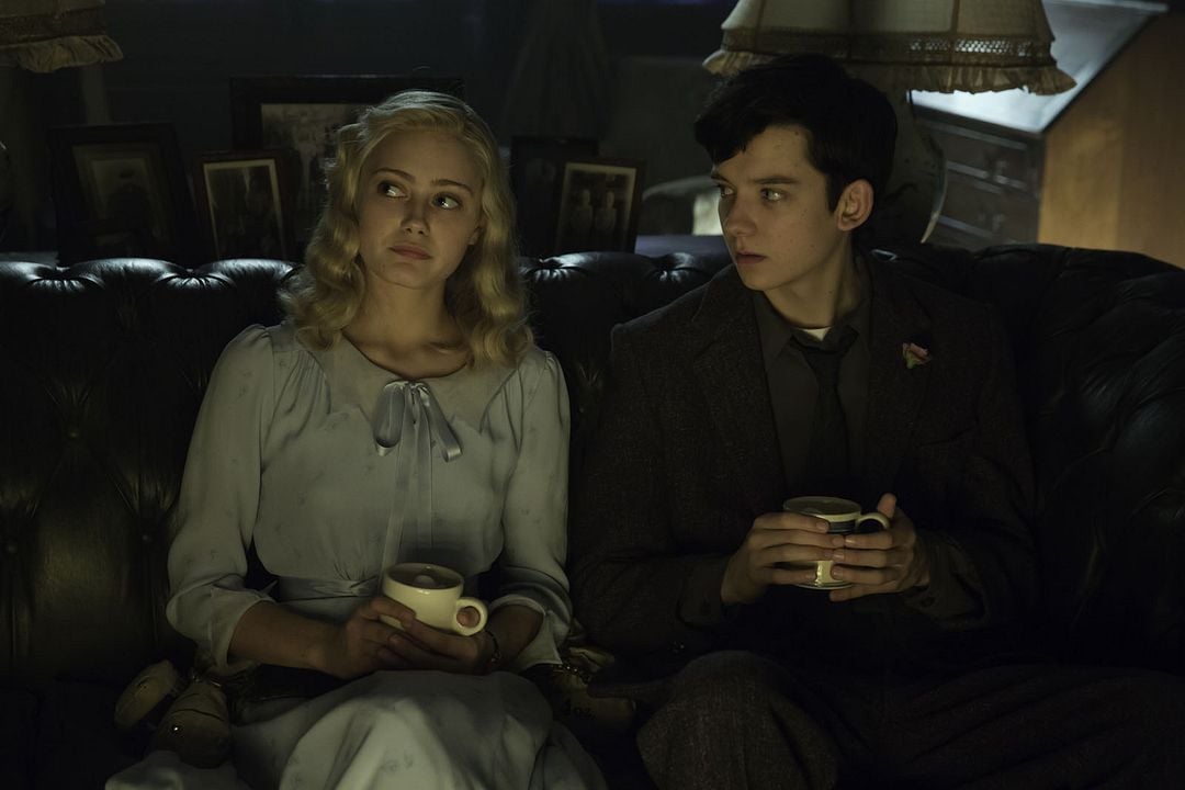 Miss Peregrine et les enfants particuliers : Photo Asa Butterfield, Ella Purnell