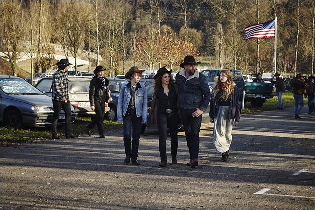 Les Cowboys : Photo Agathe Dronne, Finnegan Oldfield, François Damiens